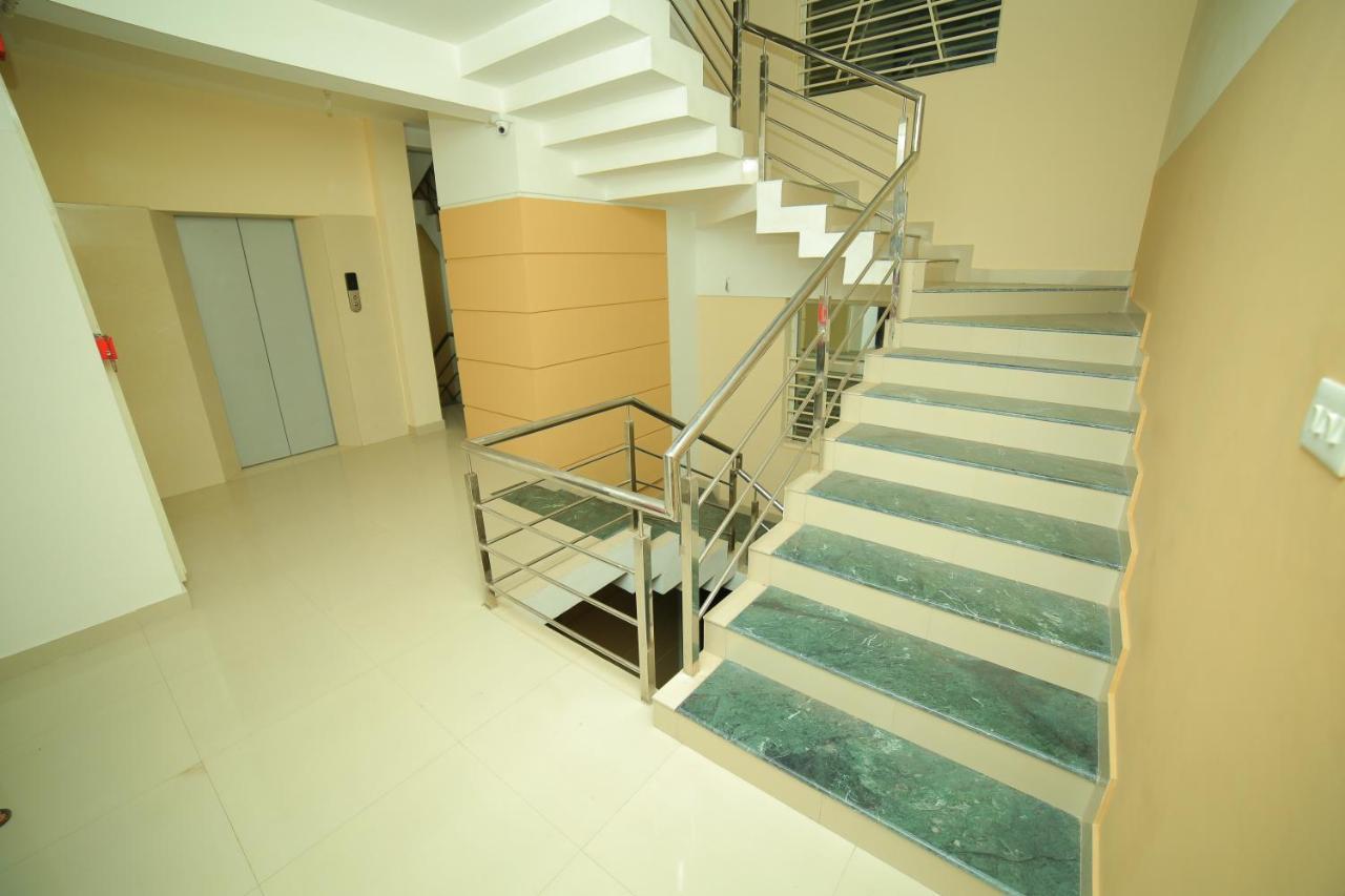 Hotel Falcon Thiruvananthapuram Exterior foto